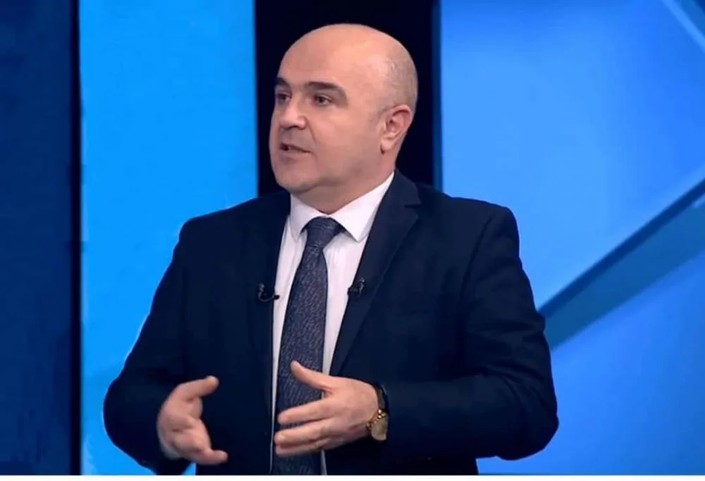 “Elə bilirdiniz, bu torbalar sizə havayı verilirdi?!”