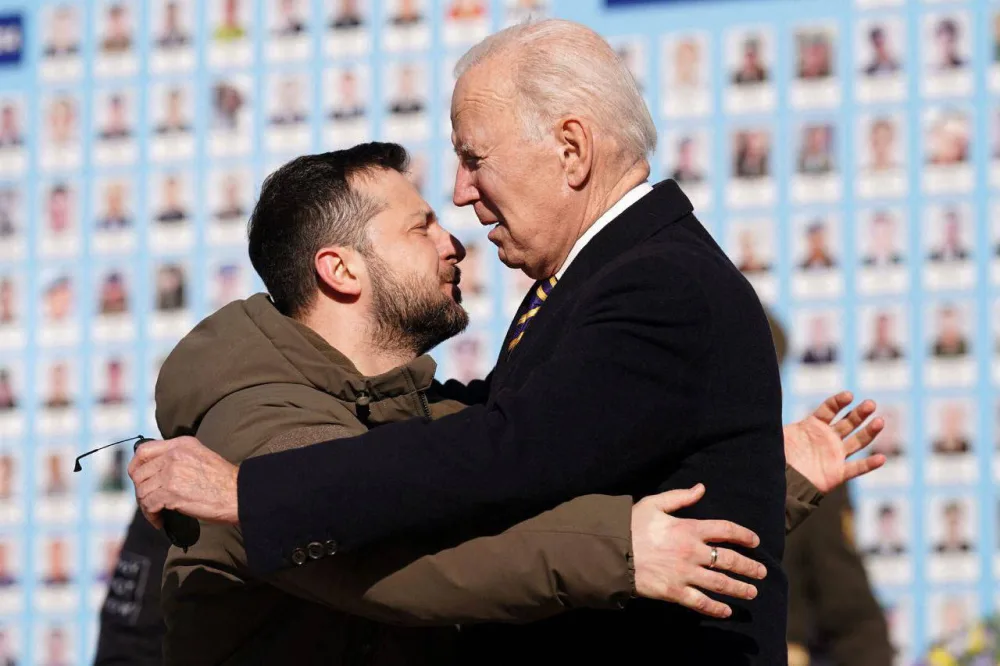 Bayden gözlənilmədən Kiyevə getdi