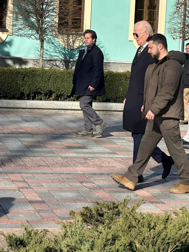 Bayden gözlənilmədən Kiyevə getdi
