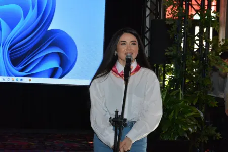 Məşhur mahnıya yeni nəfəs verdi - - FOTO