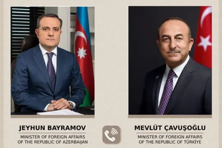 Ceyhun Bayramov Çavuşoğluna zəng edib - YENİLƏNDİ