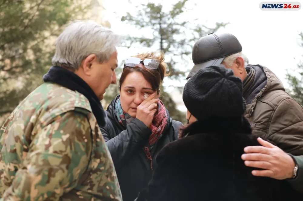 Xalq artisti Ramiz Novruzun vida mərasimindən görüntülər