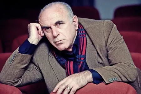 “Xəstələnəndən sonra hər kəslə əlaqəni kəsmişdi”