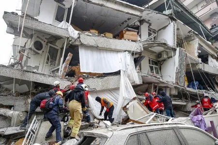 Türkiyədə zəlzələdə ölənlərin sayı 43 556 nəfərə çatdı