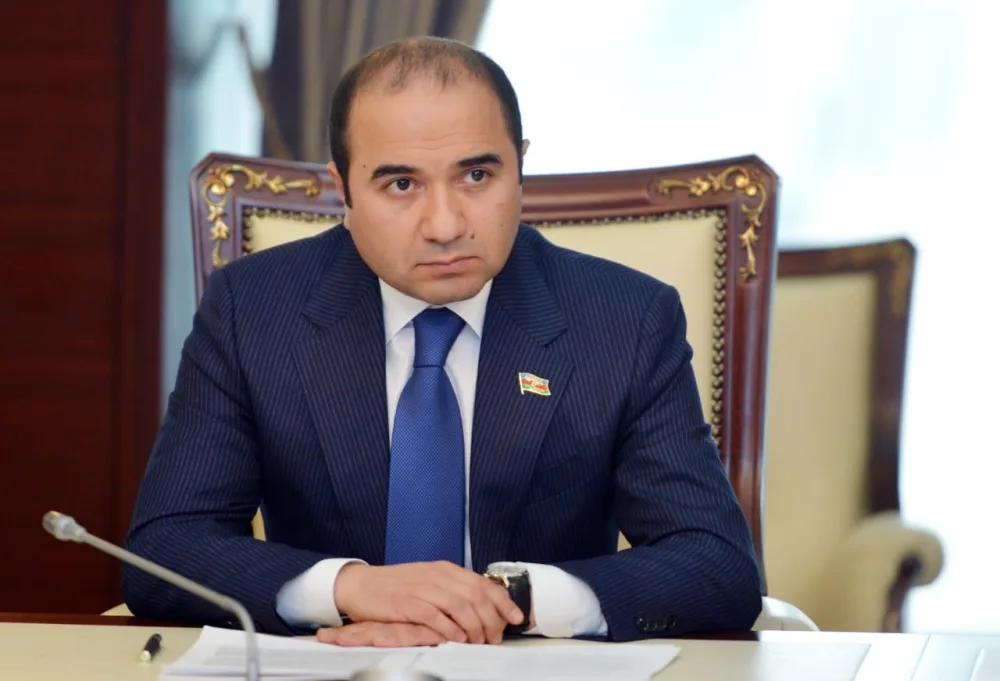 "Bələdiyyələrin sayı birləşmə yolu ilə azaldılmalıdır" - Deputat