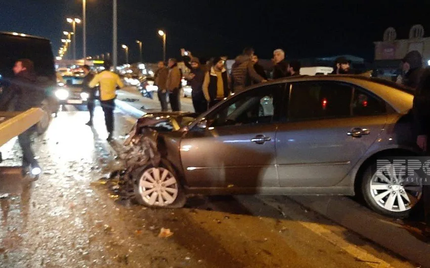 Bakıda dəhşətli qəza: ölən və yaralananlar var - FOTO