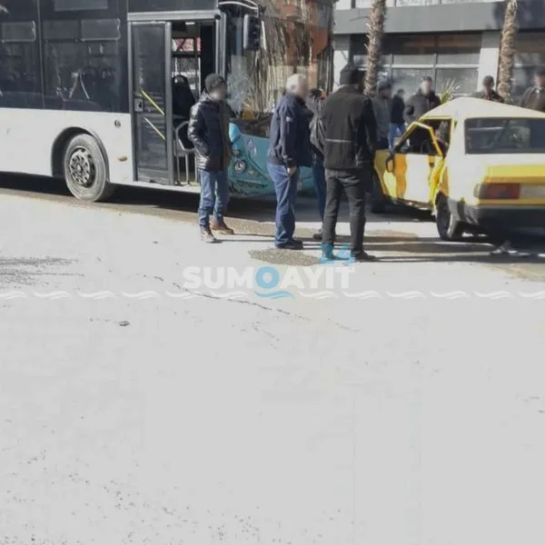 Sumqayıtda sərnişinlərlə dolu avtobus qəzaya uğradı