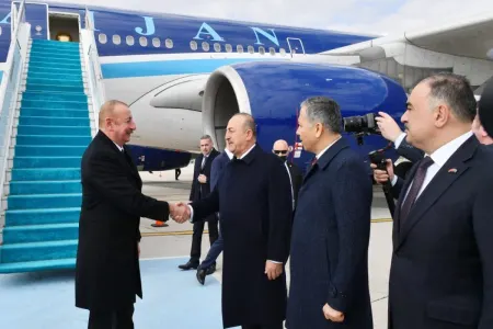 Prezident İlham Əliyev Türkiyəyə işgüzar səfərə gedib