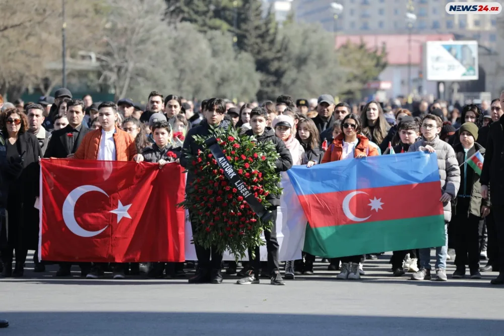 Azərbaycan xalqı Xocalı soyqırımı qurbanlarını anır - REPORTAJ