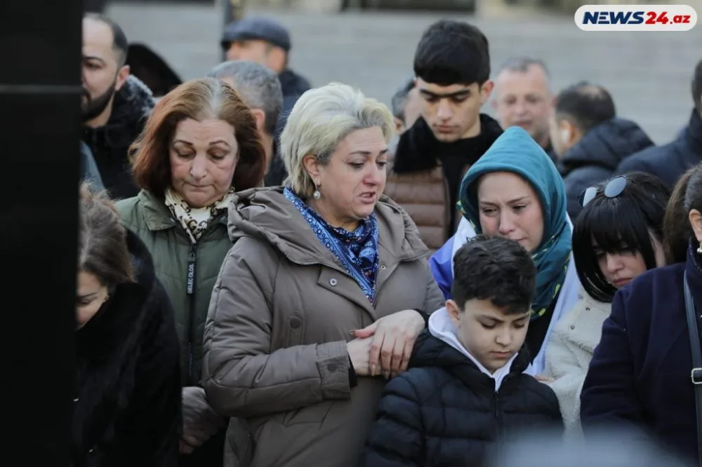 Azərbaycan xalqı Xocalı soyqırımı qurbanlarını anır - REPORTAJ