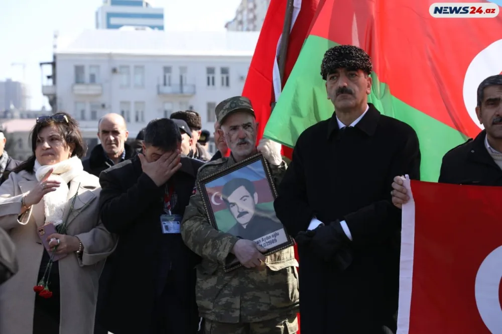 Azərbaycan xalqı Xocalı soyqırımı qurbanlarını anır - REPORTAJ
