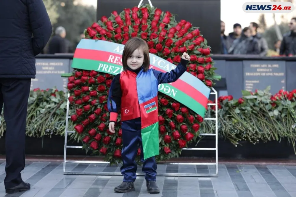 Azərbaycan xalqı Xocalı soyqırımı qurbanlarını anır - REPORTAJ