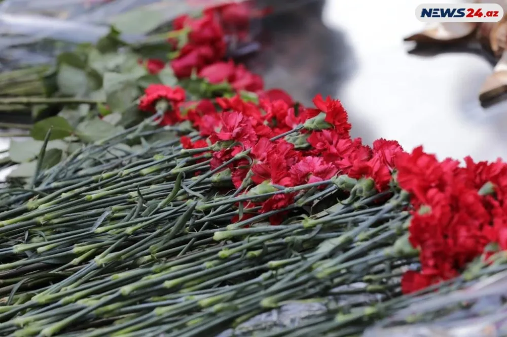 Azərbaycan xalqı Xocalı soyqırımı qurbanlarını anır - REPORTAJ