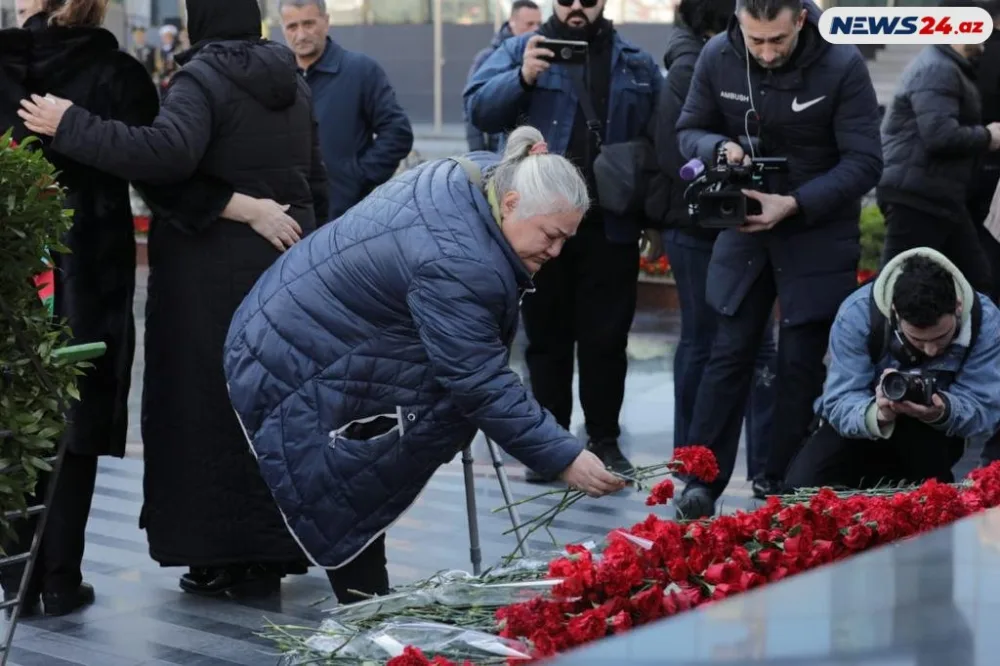 Azərbaycan xalqı Xocalı soyqırımı qurbanlarını anır - REPORTAJ