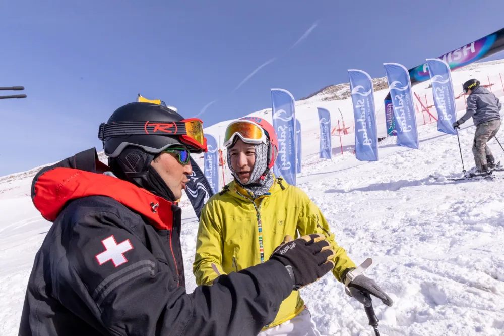 Yaponiyalı peşəkar idmançılar xizəksevərlərə Şahdağda master-klass keçdilər - FOTOLAR