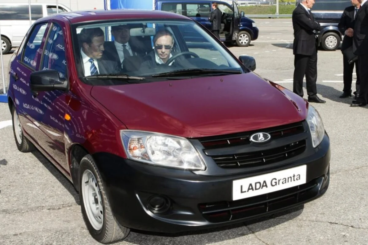 Rusiyada avtomobil istehsalı kəskin azaldı