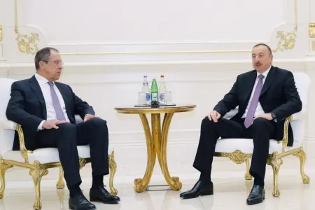 Prezident İlham Əliyev Sergey Lavrovu qəbul edib