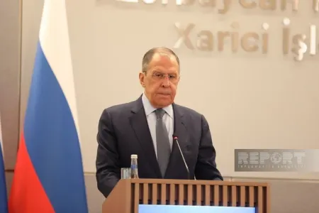 Lavrov Bakıdan Hindistana gedib