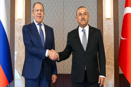 Çavuşoğlu və Lavrov Türkiyə-Suriya münasibətlərinin normallaşmasını müzakirə edib