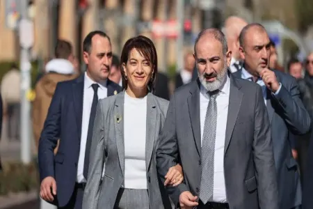 Paşinyan Almaniyaya səfərə getdi