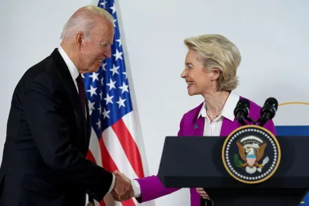 Ursula Fon der Leyen Baydenlə görüşəcək