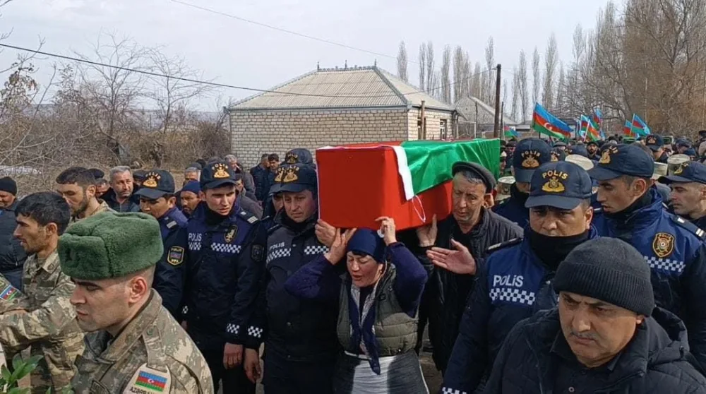 Şəhid Eşqin Hüseynov Tovuzda dəfn edildi - FOTO - YENİLƏNDİ