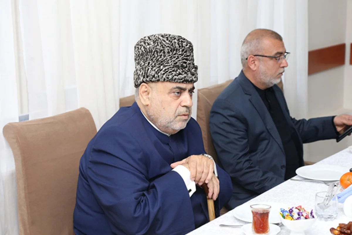 Şeyx Hacı Şahinin anım mərasimində - Fotolar