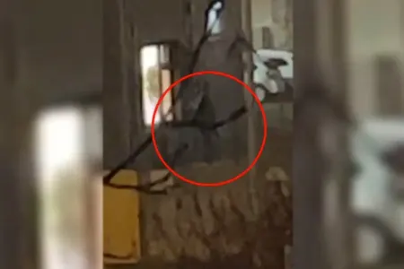 Kilsəyə hücum oldu - Ölənlər var