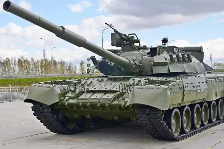 Pakistan Ukraynaya 44 ədəd “T-80 UD” tankı verə bilər