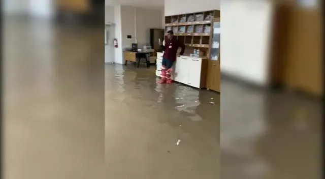 Şanlıurfanı sel basdı: - Məktəblərin fəaliyyəti dayandırıldı
