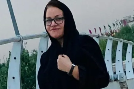 Güneyli qadın fəal, müəllimə Tehranda həbs olundu