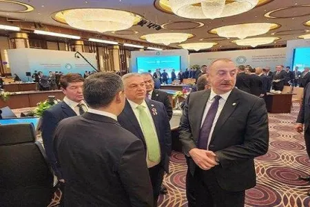 İlham Əliyevin TDT liderləri ilə səmimi söhbəti - FOTO