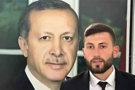 24 yaşlı Rəcəb Tayyib Ərdoğan da prezidentliyə namizəd oldu - Video