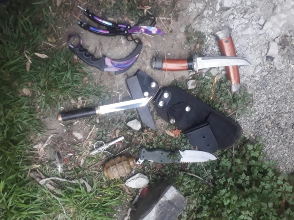 Bakıda əl qumbarası və bıçaqlar aşkarlandı - Video