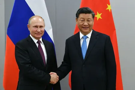 Putinlə Si Cinpin arasında görüş başlayıb