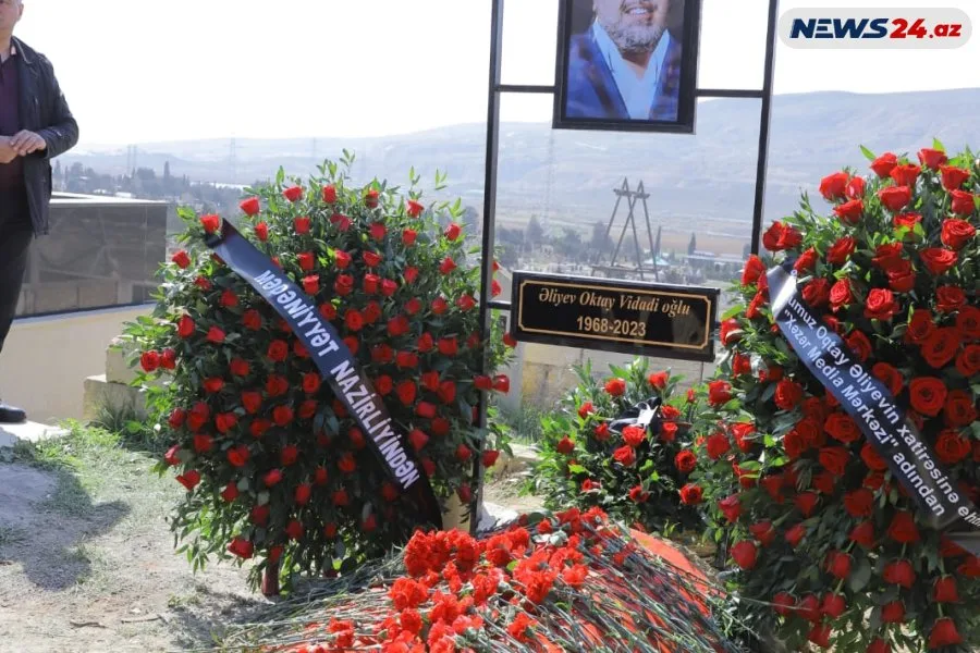 Oqtay Əliyev “Qurd qapısı” qəbiristanlığında torpağa tapşırıldı