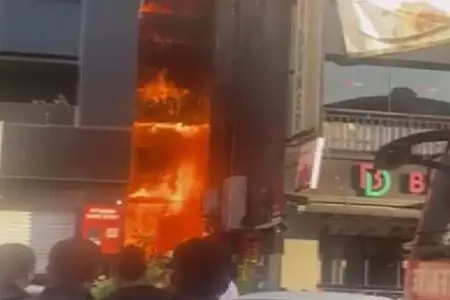 İstanbuldakı otel yanğınında - ÖLƏN VƏ YARALANANLAR VAR - VİDEO