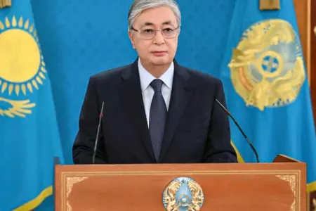 Tokayev: "Biz əsl çoxpartiyalı sistemə doğru addım atmışıq"