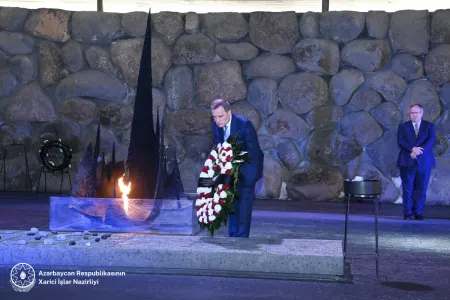 Ceyhun Bayramov Yad Vaşem memorial kompleksini ziyarət etdi