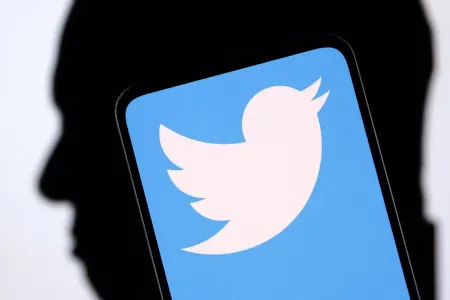 "Twitter"də ən çox onun səhifəsi oxunur