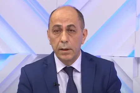 “Mart çıxdı, dərd çıxdı” - — Adil Qeybulla