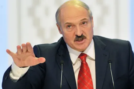 Lukaşenkodan Rusiya və Ukraynaya çağırış: "Müharibəni dayandırın!"