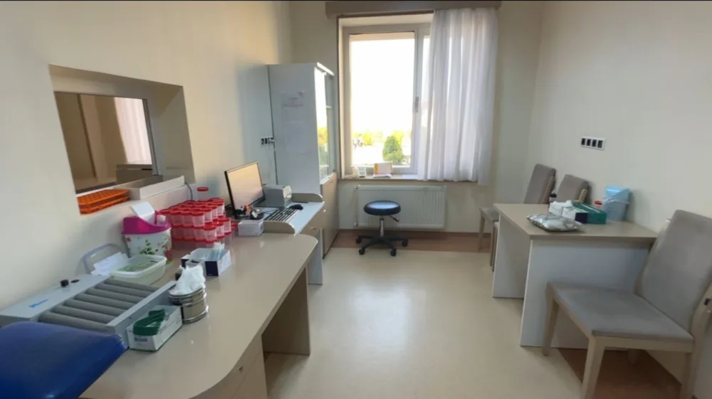 Naxçıvan MR xəstəxanasında olay: - işçilər etiraza qalxdı – FOTO