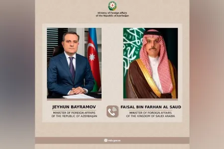 Ceyhun Bayramov Feysəl bin Fərhan Al Səudlə telefonla danışıb