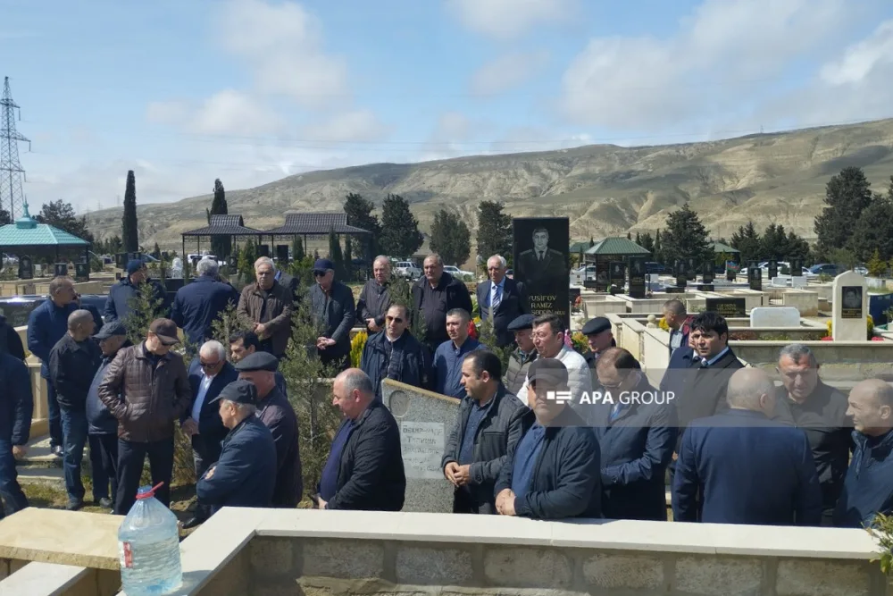 Vilayət Hacıyev dəfn olundu - FOTOLAR