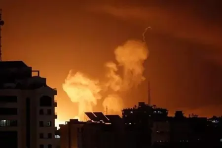 İsrailin Fələstinə hava hücumu başladı