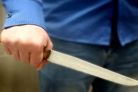 Sevgilisinə təcavüz edə bilmədi, onu bıçaqladı