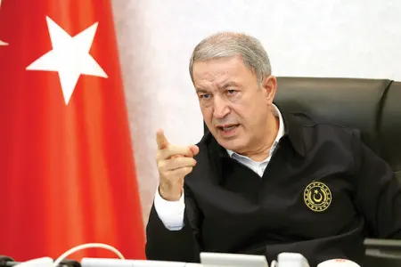 İsrailin Qəzzaya qarşı hava hücumlarını şiddətlə qınayırıq - Hulusi Akar