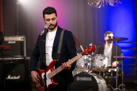 Mərdan “Sənə də qalmaz”a yeni nəfəs verdi - VİDEO
