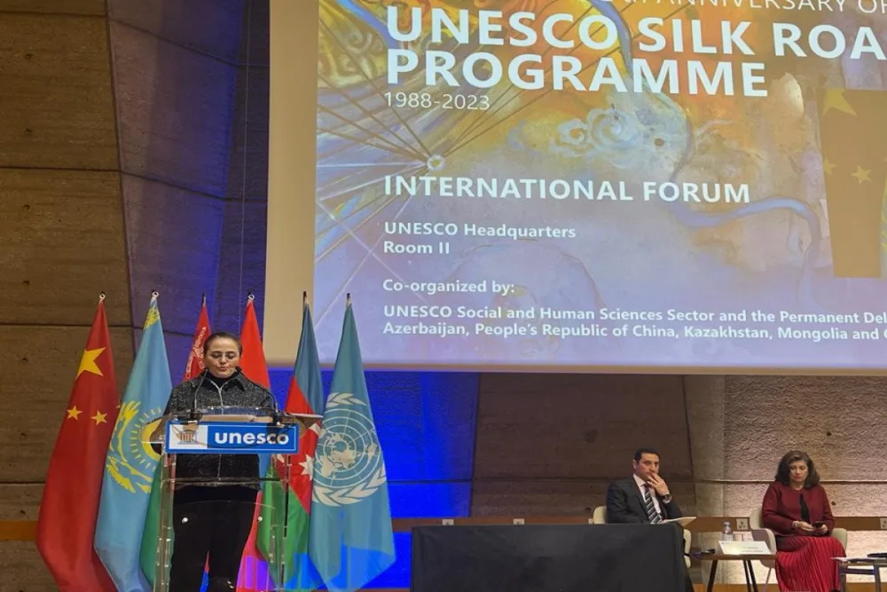 Azərbaycan “UNESCO İpək Yolları Proqramı”nın 35 illiyi ilə əlaqədar keçirilən tədbirlərdə iştirak edib - FOTO